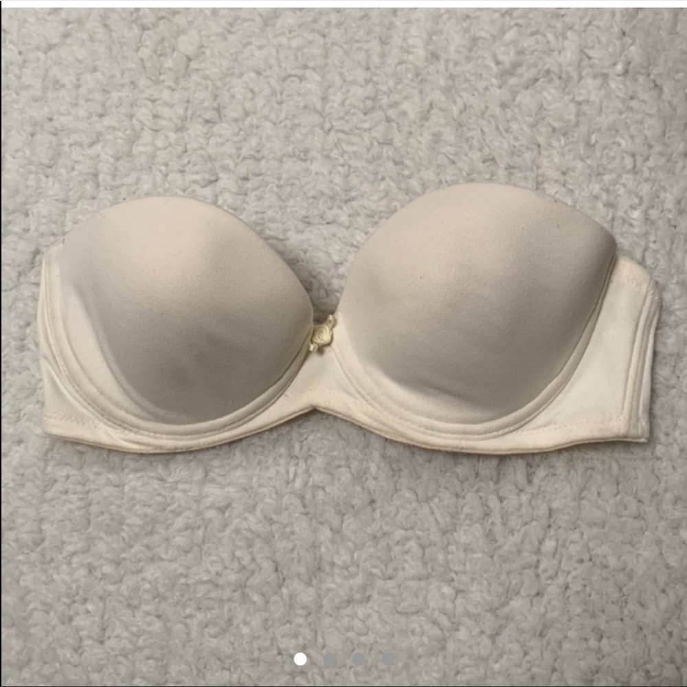 Victoria’s Secret Strapless Bra